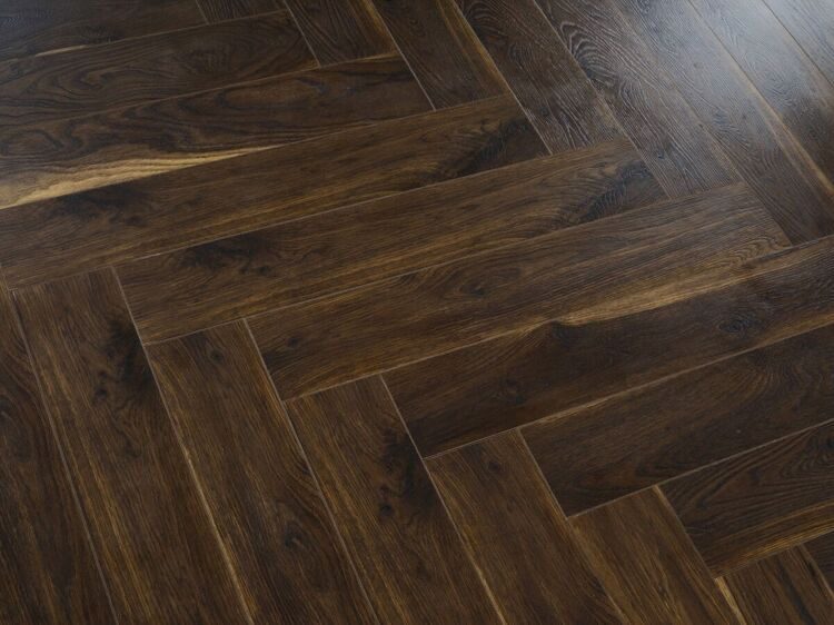 517 Дуб Винчестер Lamiwood Chester herringbone 12мм